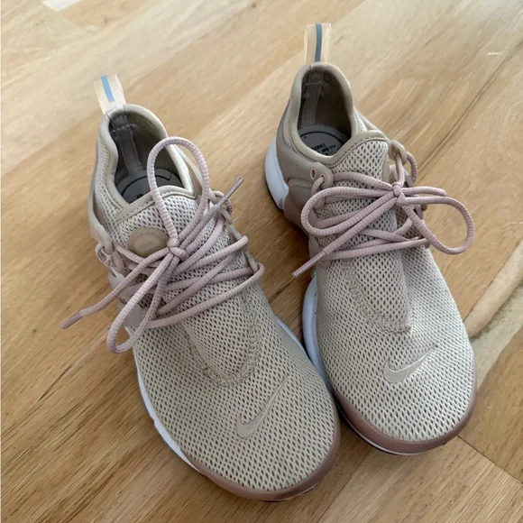 Nike Women's Presto Beige Sneakers - Picture 2 of 7